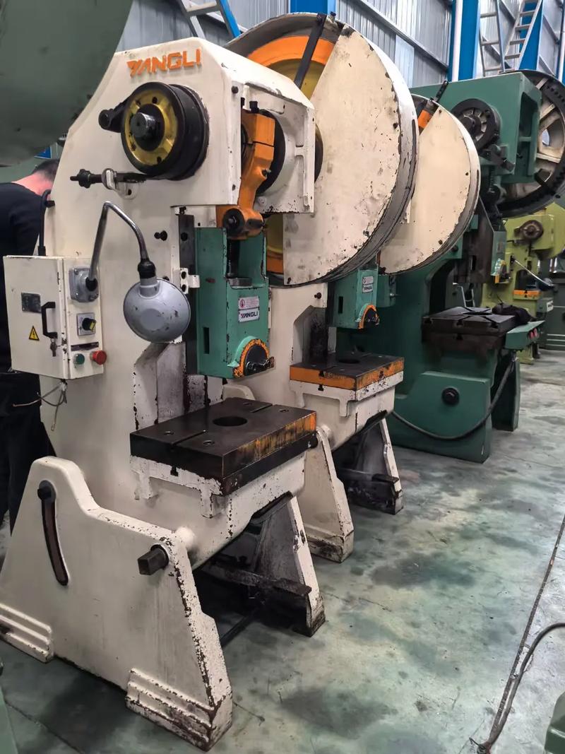 精密冲床钻床 五金制造的可靠伙伴